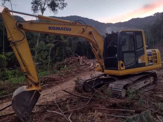 Escavadeira Komatsu 2023 PC130LC  - Foto 4