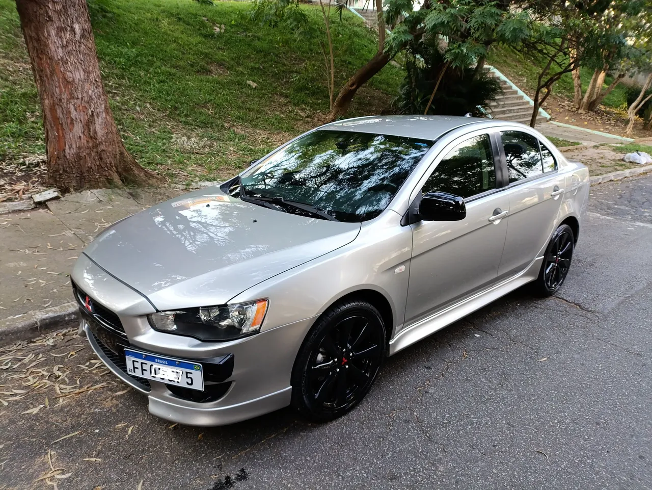Mitsubishi Lancer CVT 2013