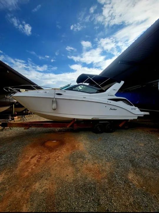 Lancha Focker 272 GTC cabinada