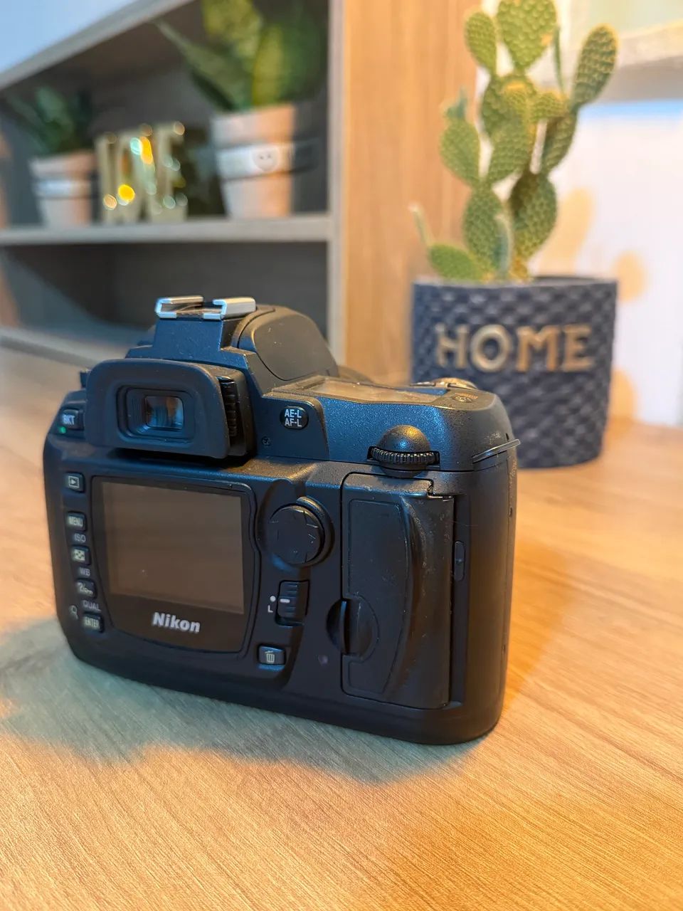 Vendo câmera Nikon D70s - Foto 2