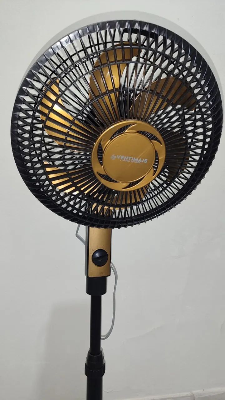 Ventilador de coluna seminovo 110 V - Foto 3
