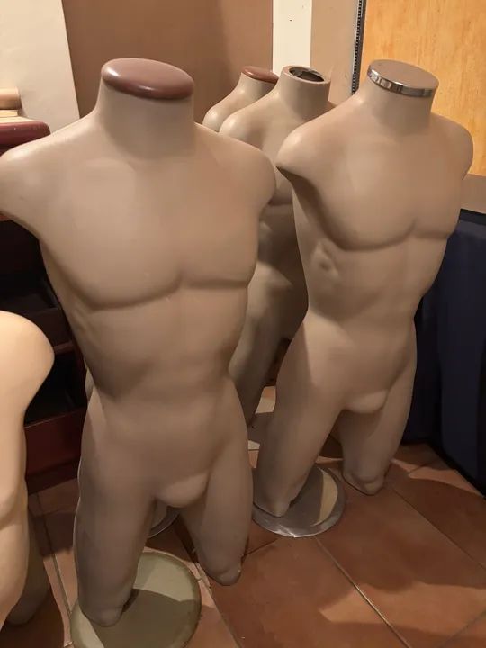6 Manequins para loja OPORTUNIDADE 
