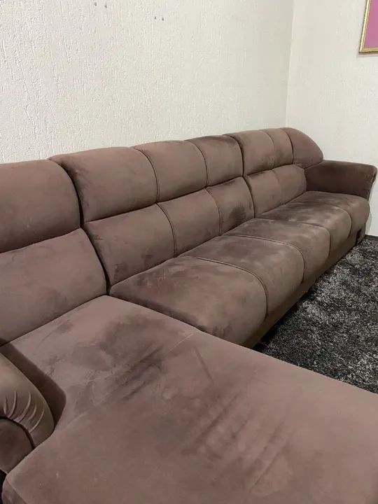 Sofá com chaise 3,00mts em Suede  - Foto 2