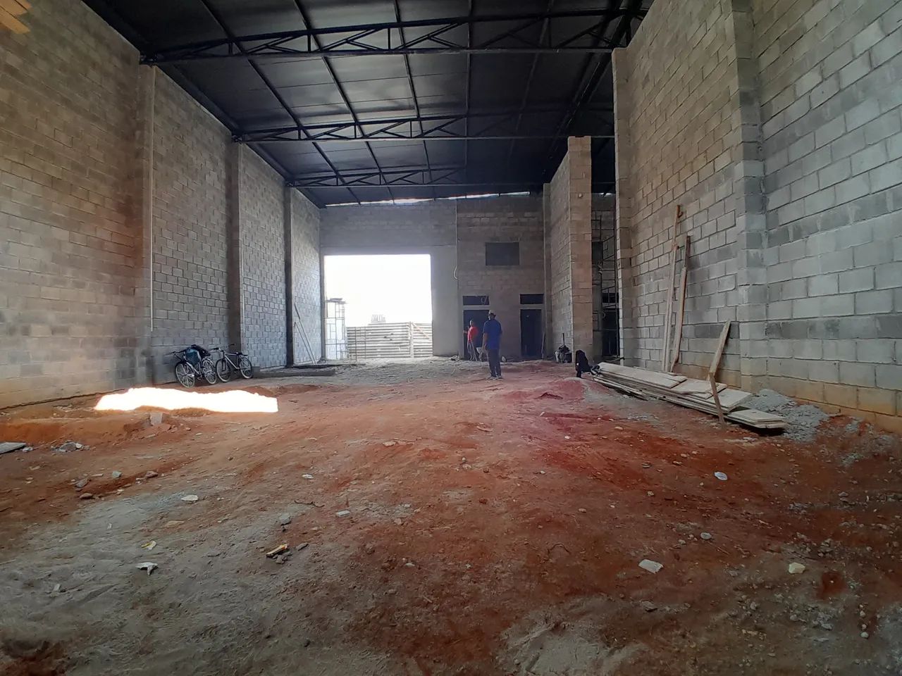 Galpão  300m² pé direito 9m², proximo a via Dutra  em Jardim Eulália - Taubaté - SP para l - Foto 4