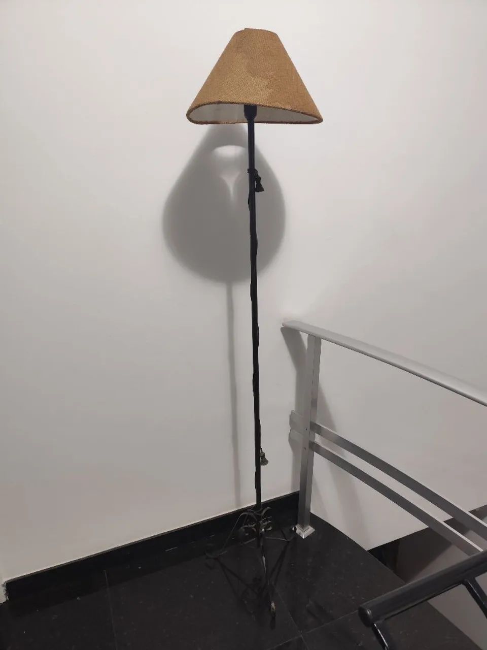 Luminária de chão/abajur - Foto 2