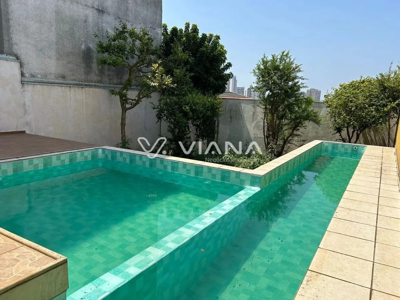 Sobrado com Piscina à Venda no bairro Santa Maria em Santo Andre