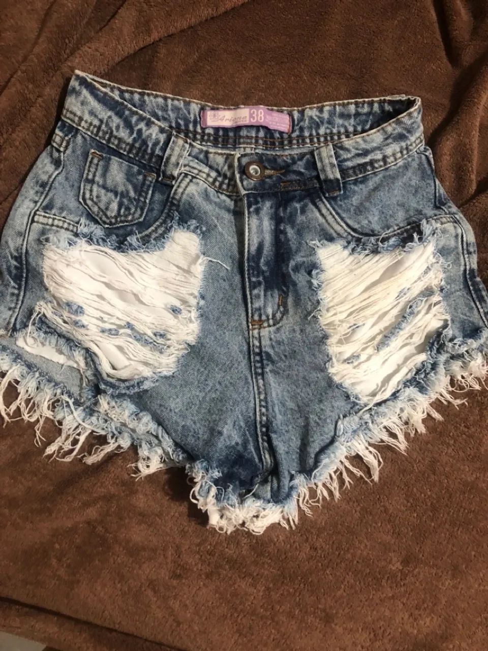 Shorts Jeans Customizado com Flores - Foto 3