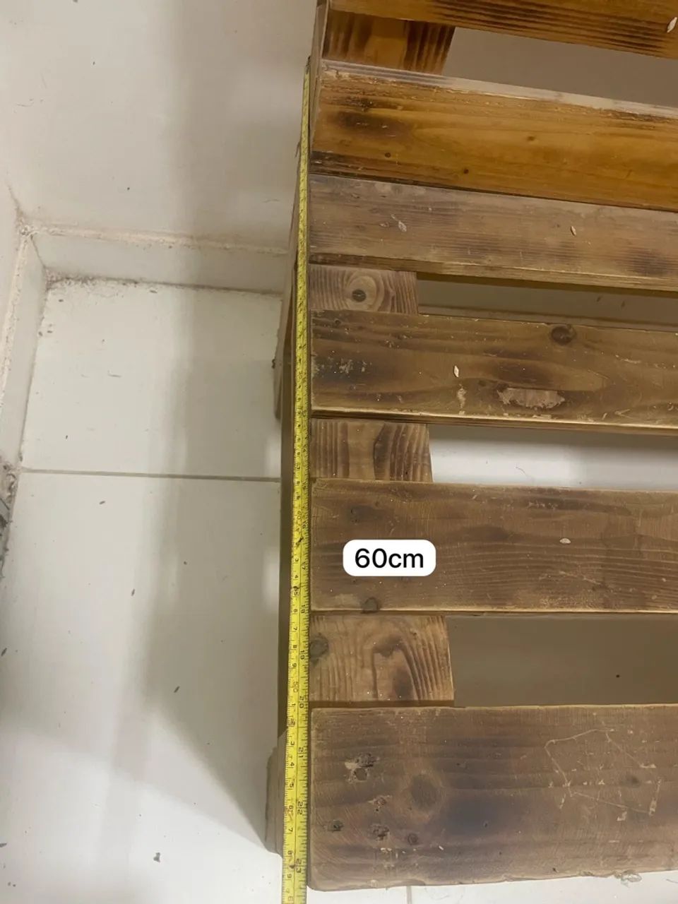 Sofá de Pallet - ACEITO CARTÃO  - Foto 3