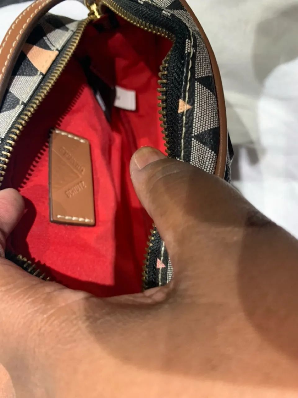 Bolsa Schutz Mini Vermelha Triângulos - Foto 2