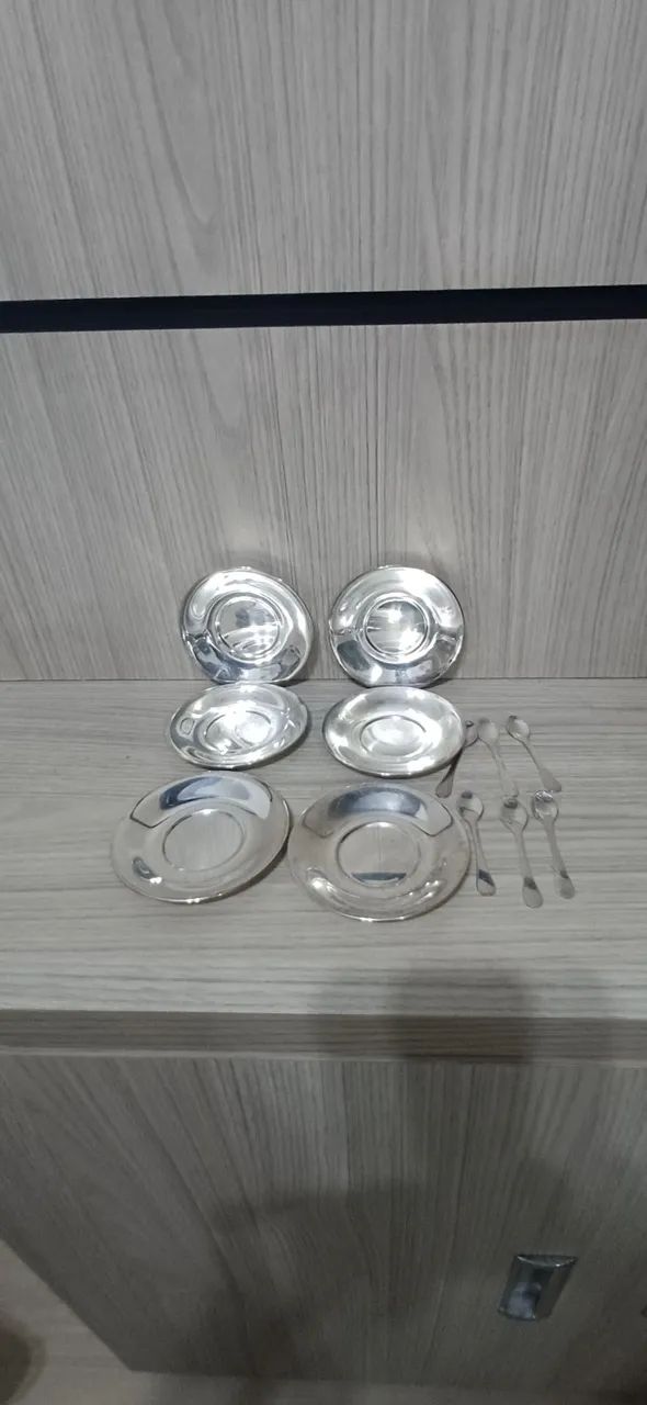 Antiguidade 6 Pires e colher de café. - Foto 2