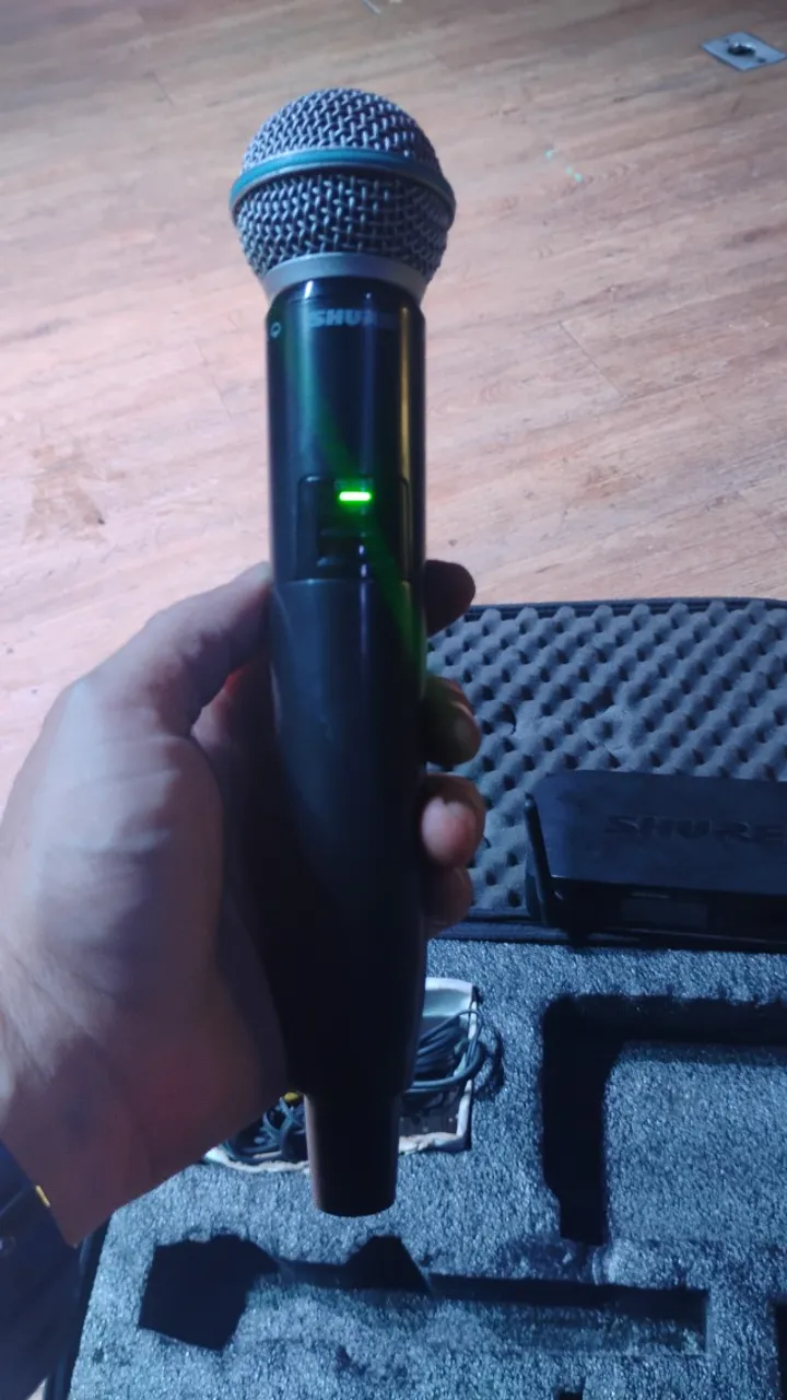 Microfone sem fio Shure GLXD4