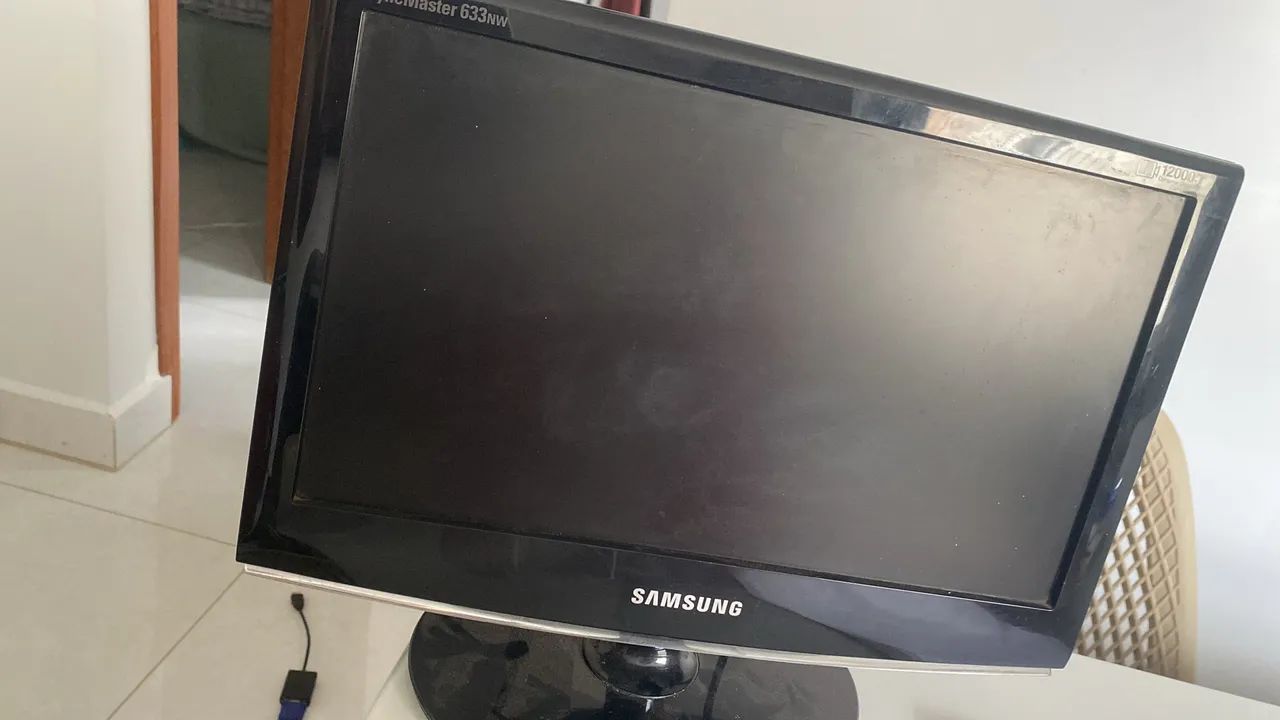Monitor Samsung 16 polegadas