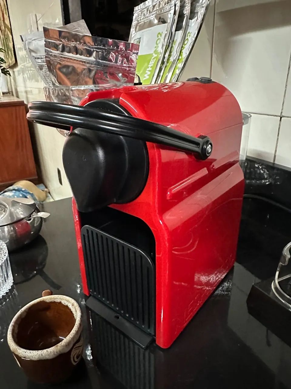 Cafeteira Nespresso Vermelha LEIA O ANÚNCIO  - Foto 3