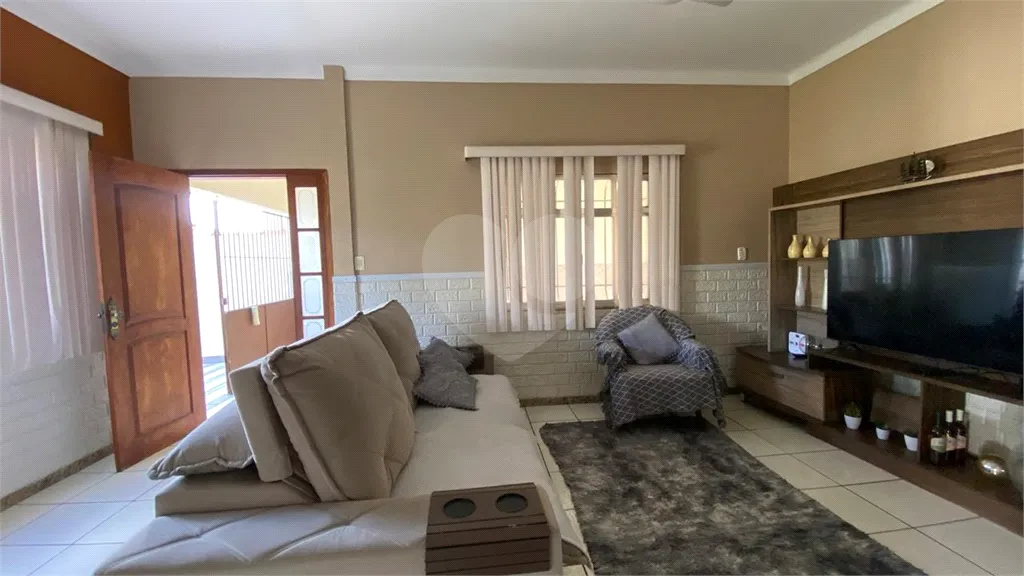 Casa com 3 quartos à venda em Galo Branco - RJ