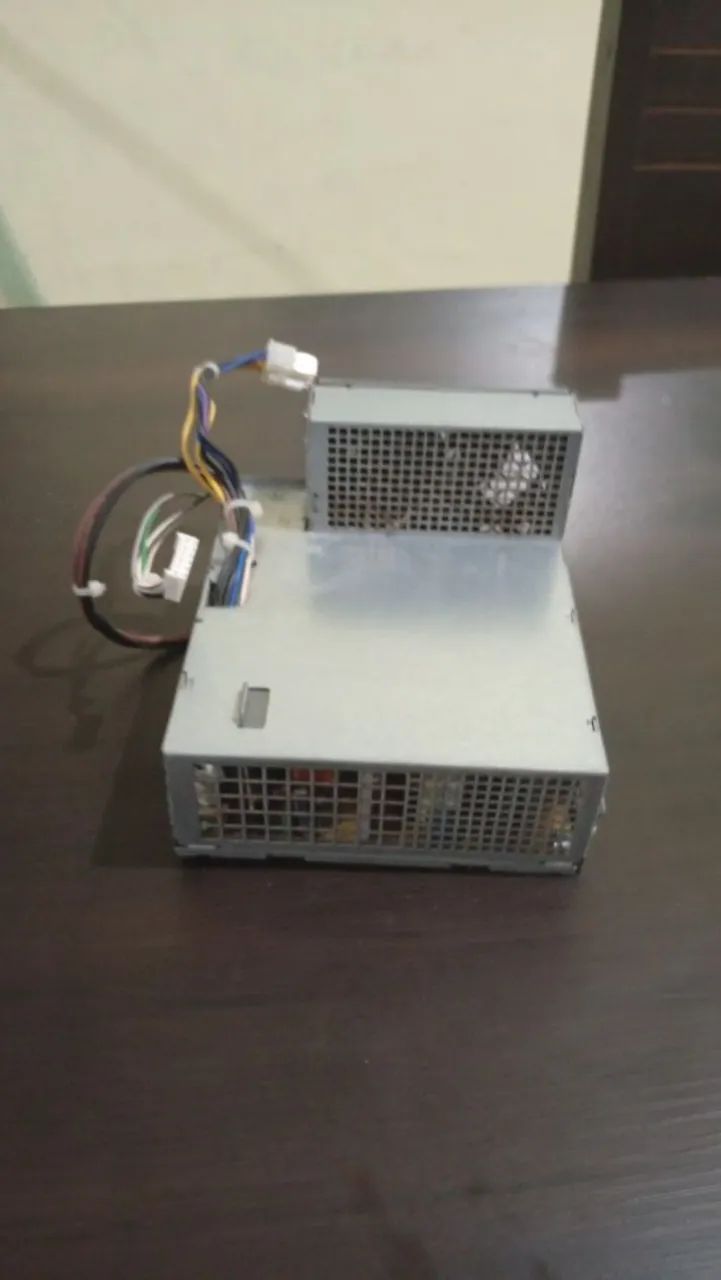 Fonte Hp bivolts - Foto 3