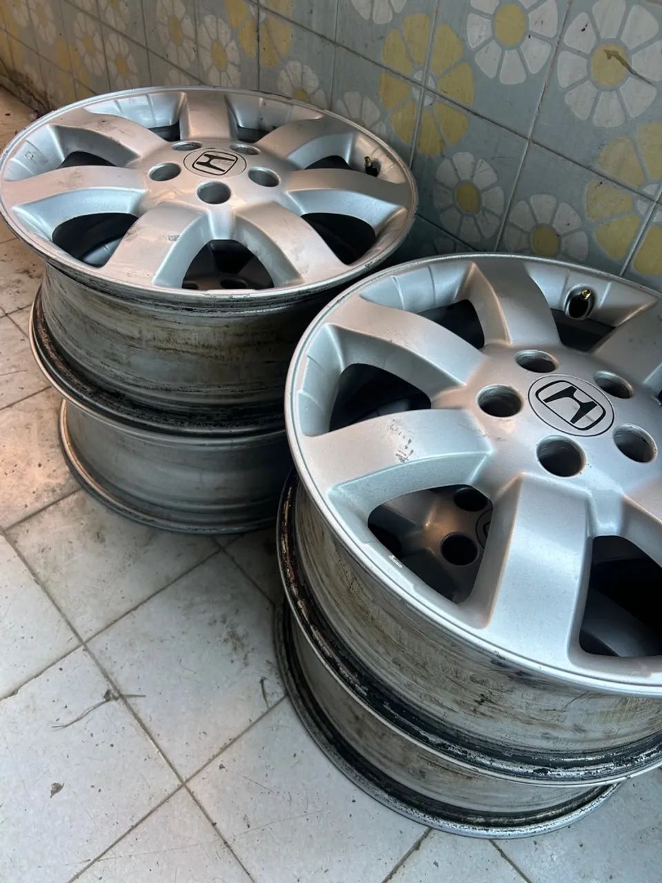 Roda de liga leve Honda - Foto 4