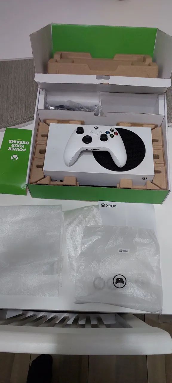 Xbox Series S  completo na caixa 