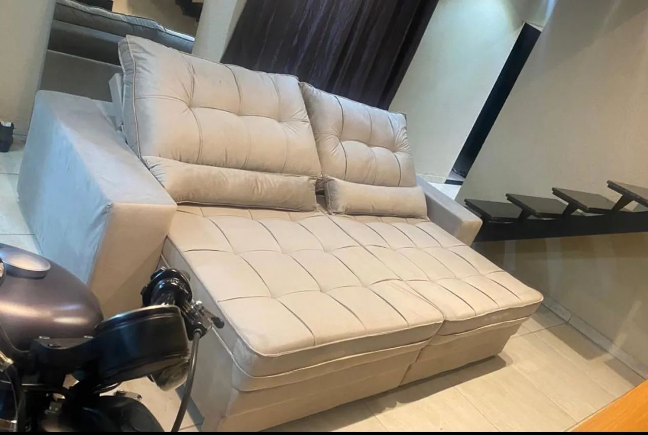 Sofá retrátil reclinável 2,50 cm pronta entrega 