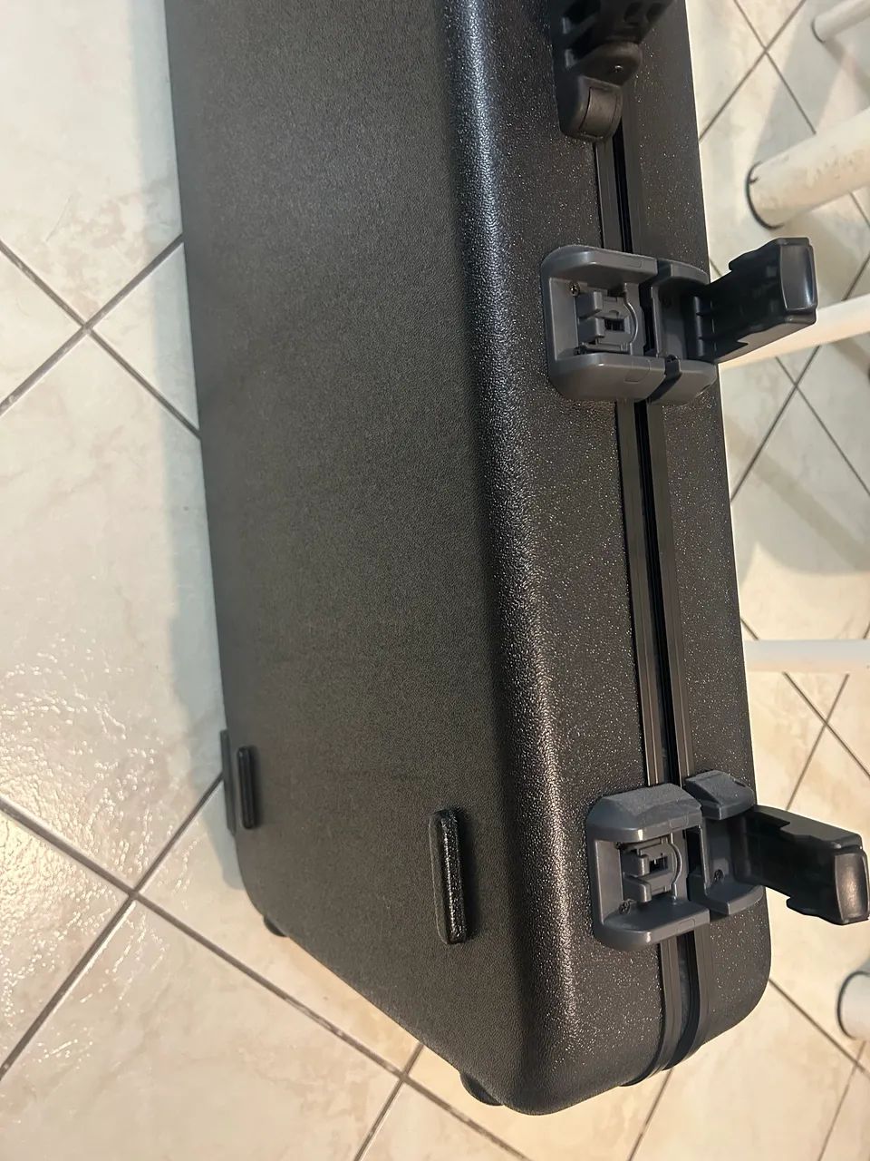 Só venda - Case Fender Deluxe usado para contrabaixo  - Foto 5