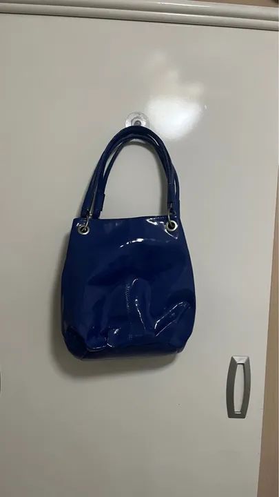 Bolsa em vinil azul