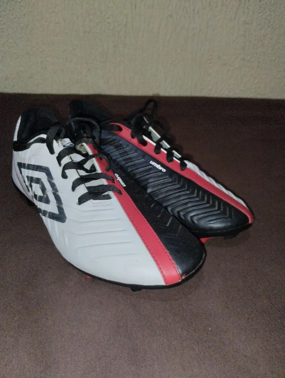 Chuteiras Umbro - Futebol