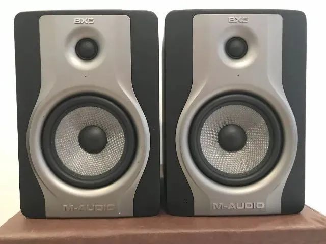 Monitor M-audio BX5 carbon studio