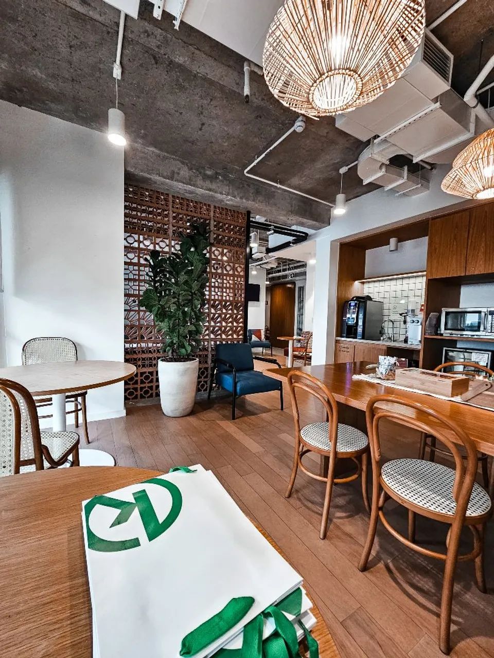 iPad Mini 7 128GB 8.3 - Space Gray Lacrado - COMPRA SEGURA ABC SP  - Foto 3