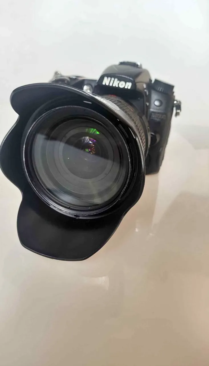 Nikon D7000 + lente 24-120mm
