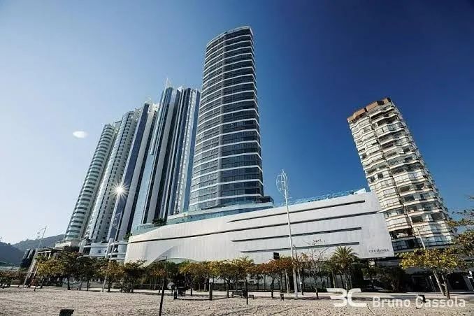 Apartamento Frente Mar 4 Suítes edifício Pharos Cechinel Balneário Camboriú - Foto 2