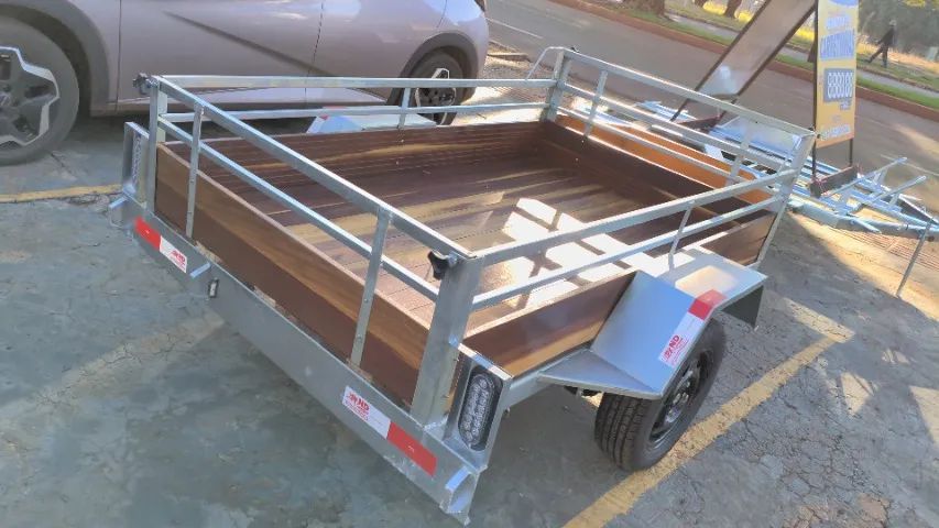 Carretinha reboques em até 12 x sem juros no cartão com parcelas a partir de 415.00 - Foto 4