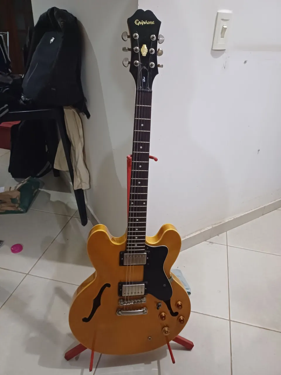 Guitarra Epiphone ES-335 Dot
