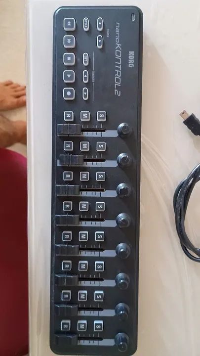 Korg nanokontrol 2 - Foto 3