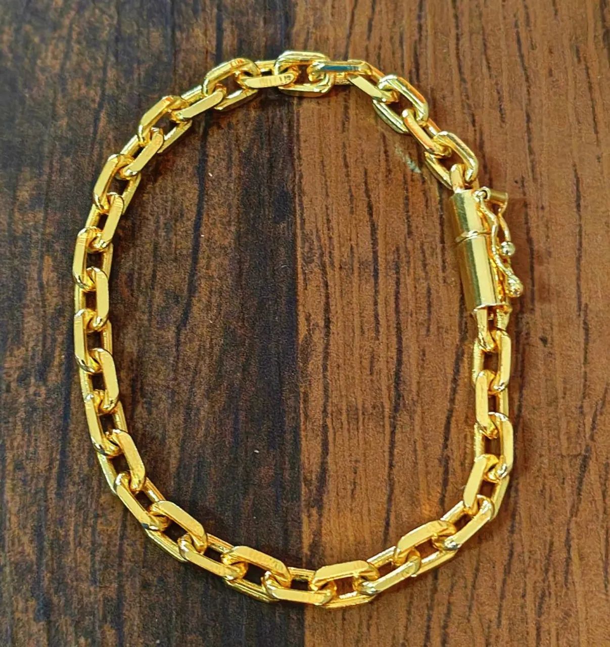 Perfeita pulseira banhada a ouro 18k nova 