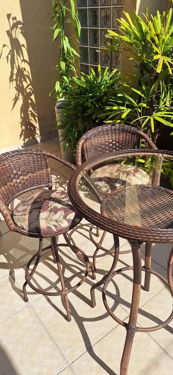 Bistrô com duas banquetas altas  - Foto 3