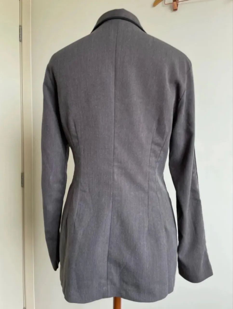 Blazer alongado tam M cinza da Le Ricard - Foto 4