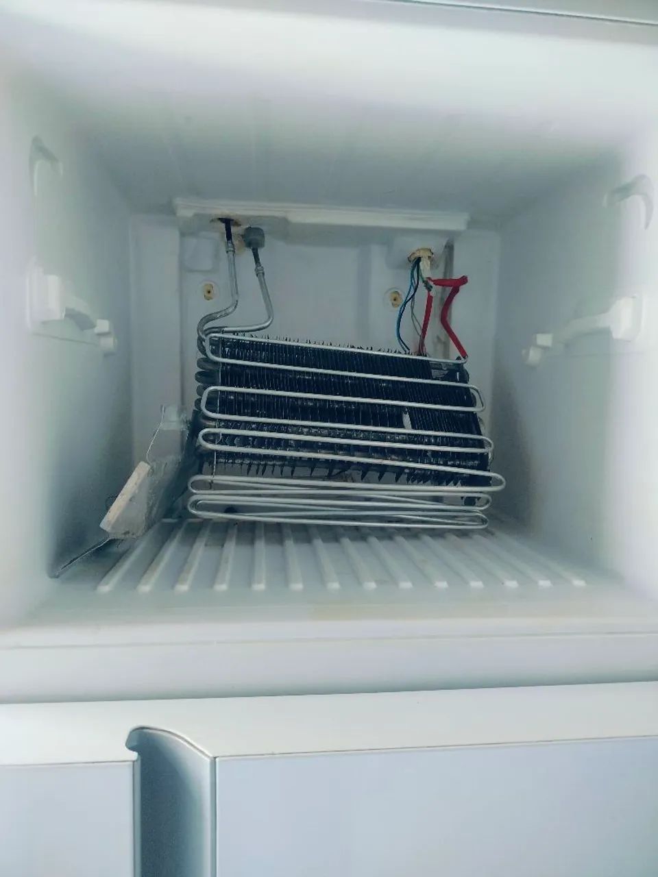 Geladeira com defeito  - Foto 3