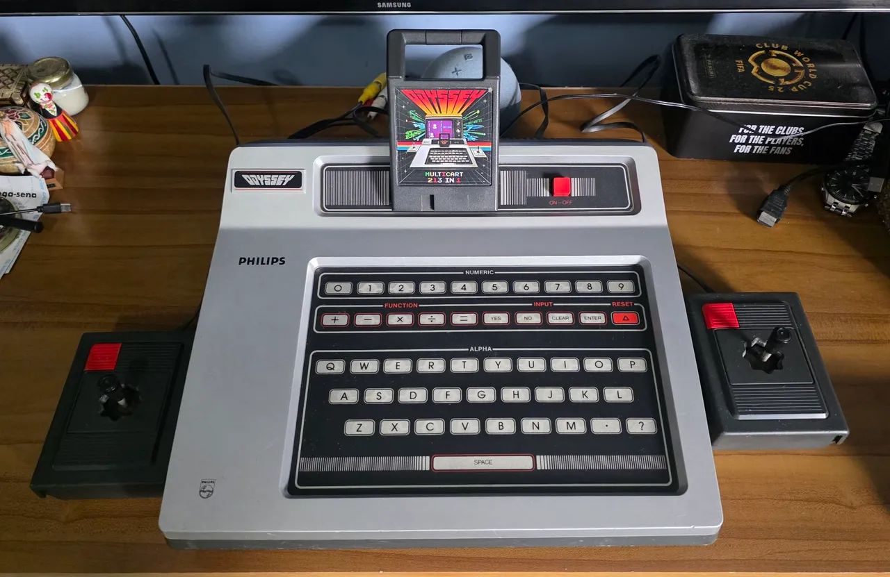 Console Odyssey Philips com multicard
