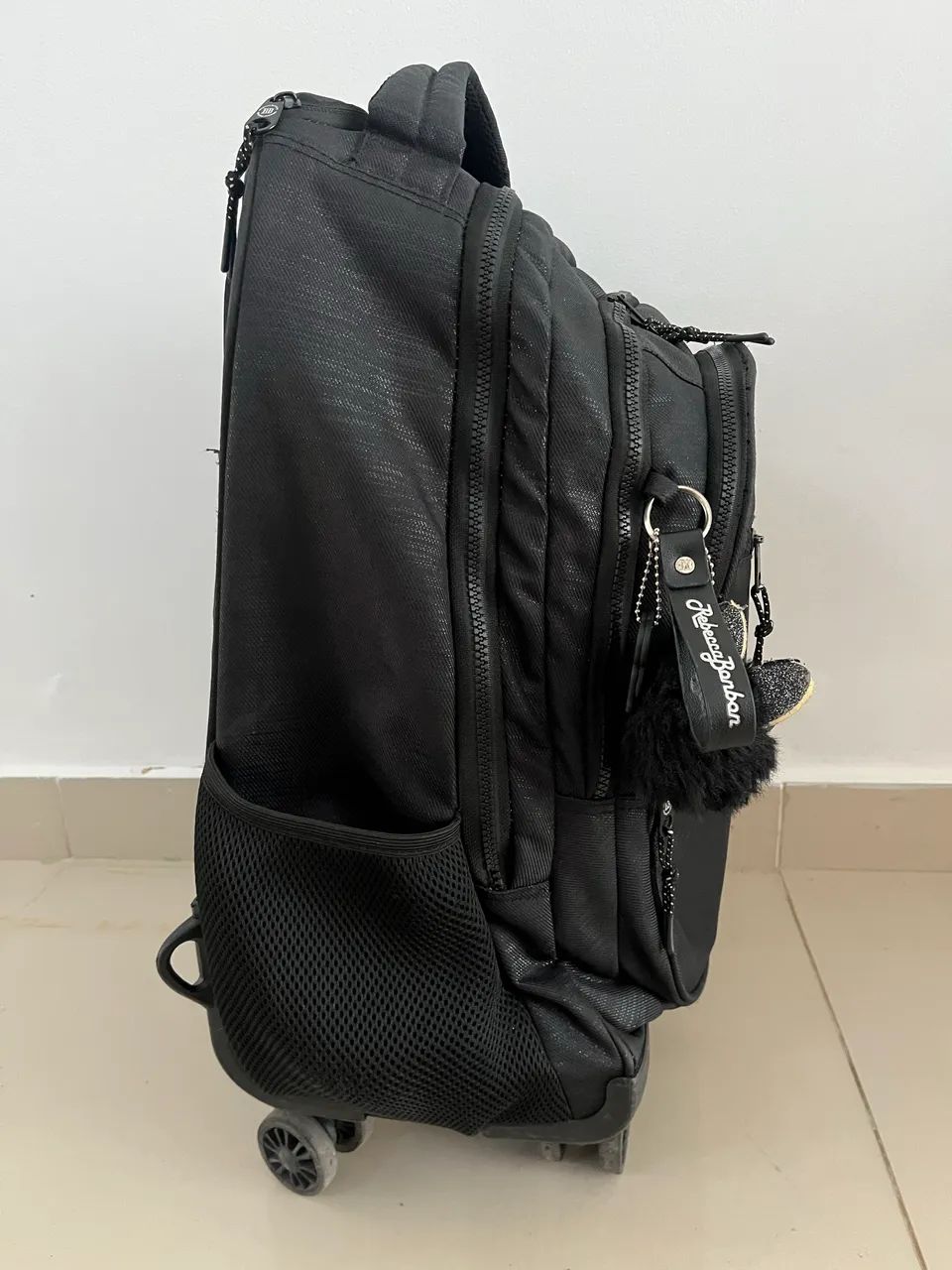 Mochila de Rodinha Rebecca Bonbon - Foto 3