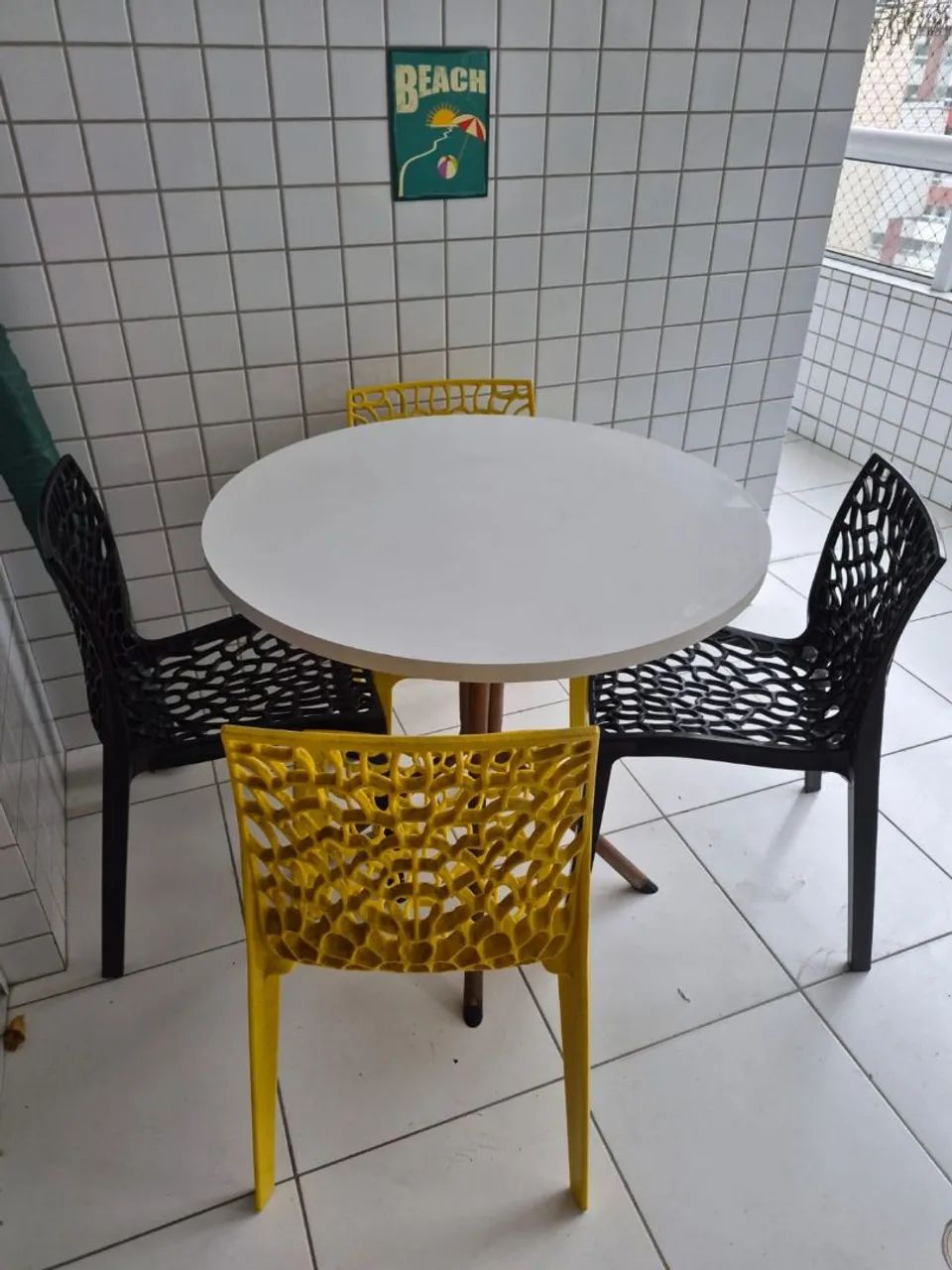 Mesa com 4 cadeiras - Foto 3
