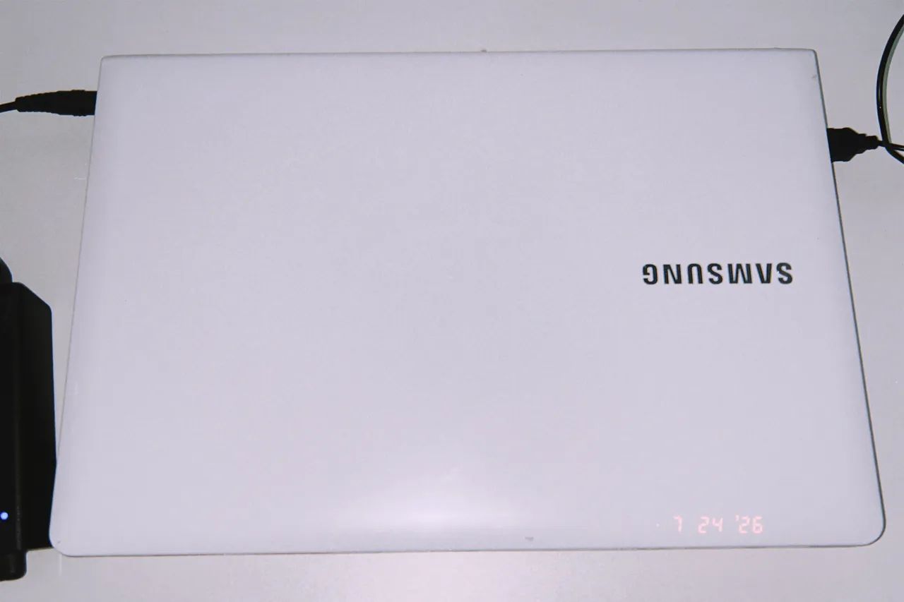     Notebook Samsung NP270E4E 14? 500GB HD + Mouse - Foto 2