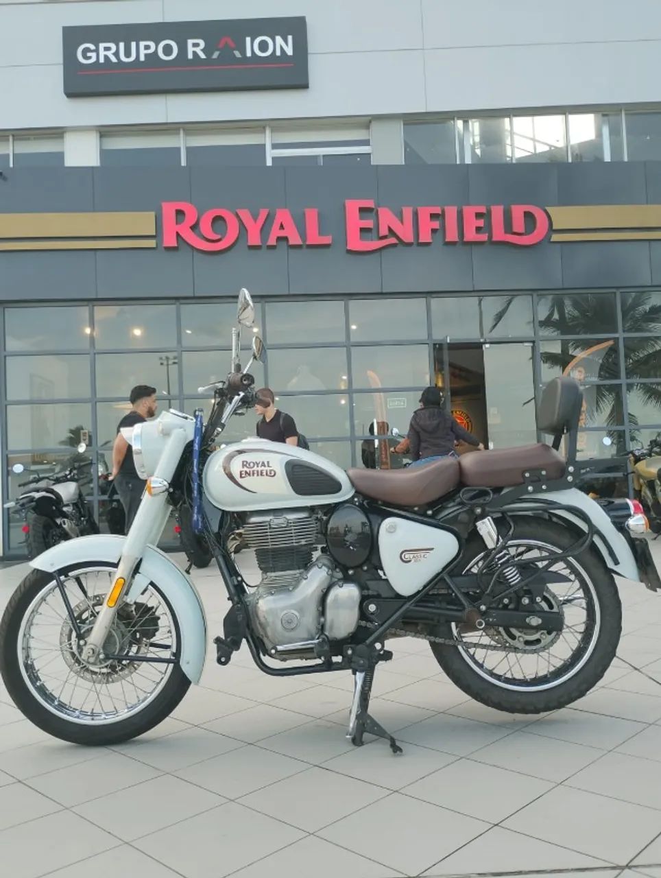 CLASSIC 350cc - 2024 - Clóvis