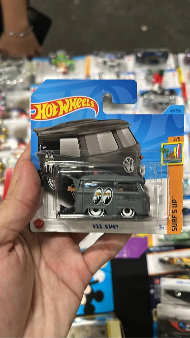 Hot Wheels Kool Kombi - 4 modelos - Foto 3