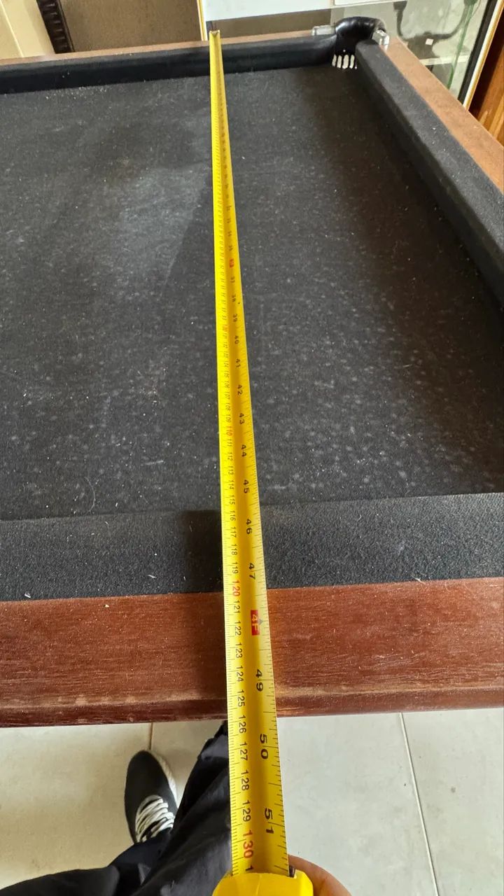  Pra ir rapido Mesa de Sinuca 2,25x1,25 em Madeira - Impecável + 4 Tacos - Foto 5