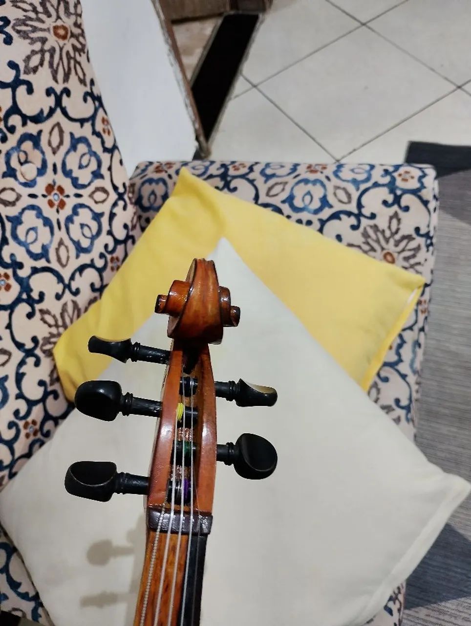 Violino de Luthier com 5 cordas  - Foto 2