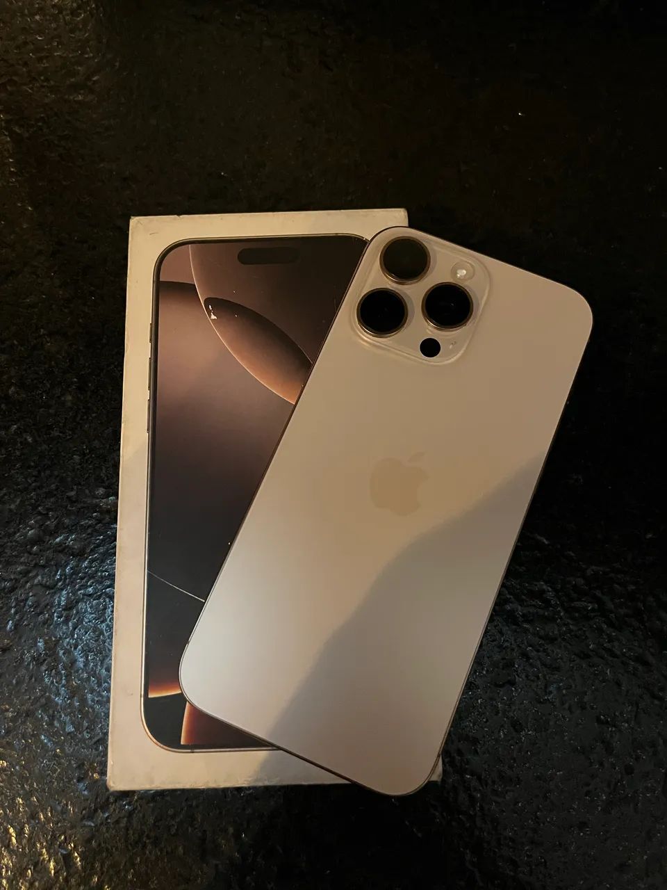 iPhone 16 pro max  - Foto 2