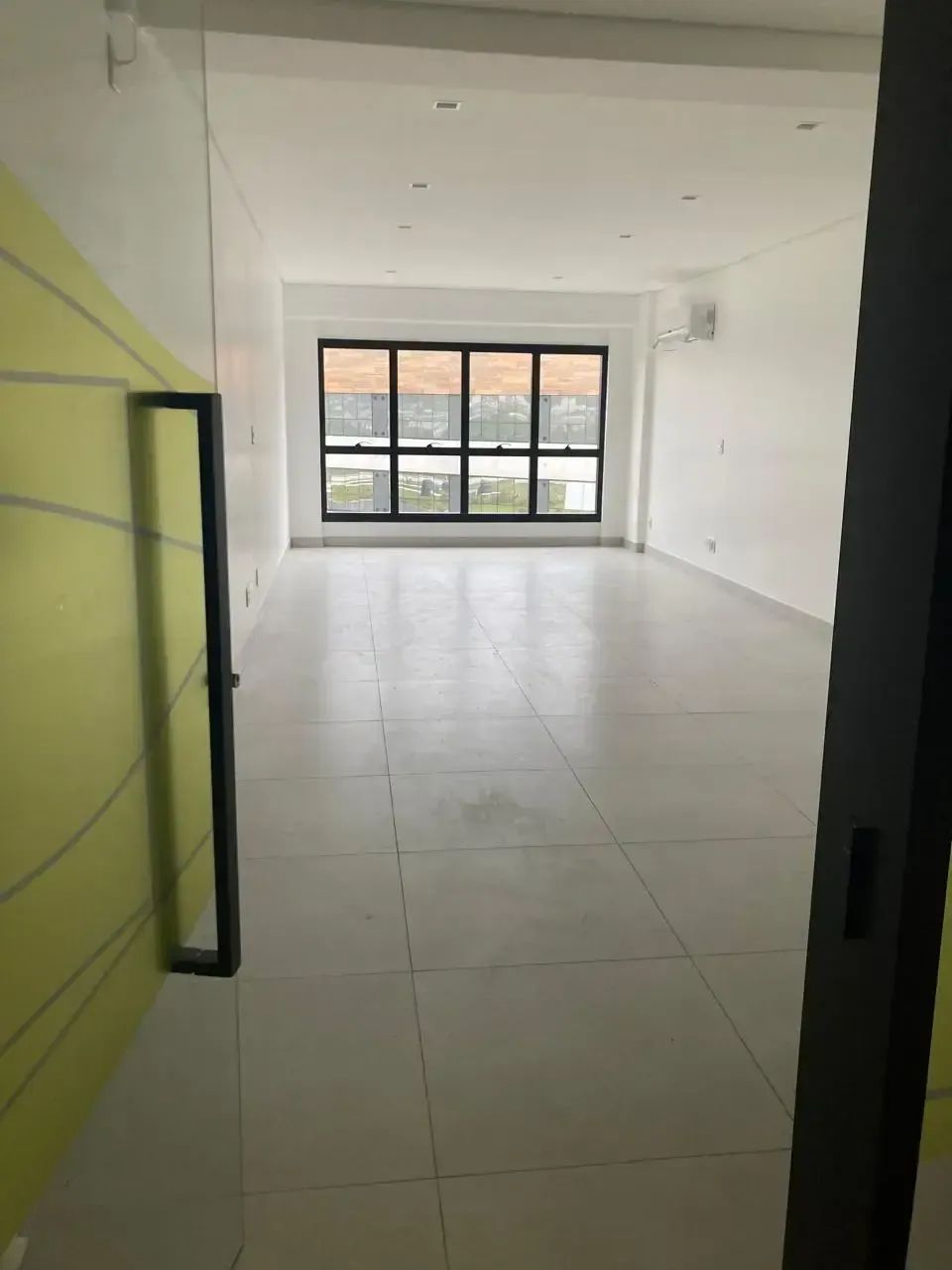 Sala Comercial no OKA Floripa codigo: 351812
