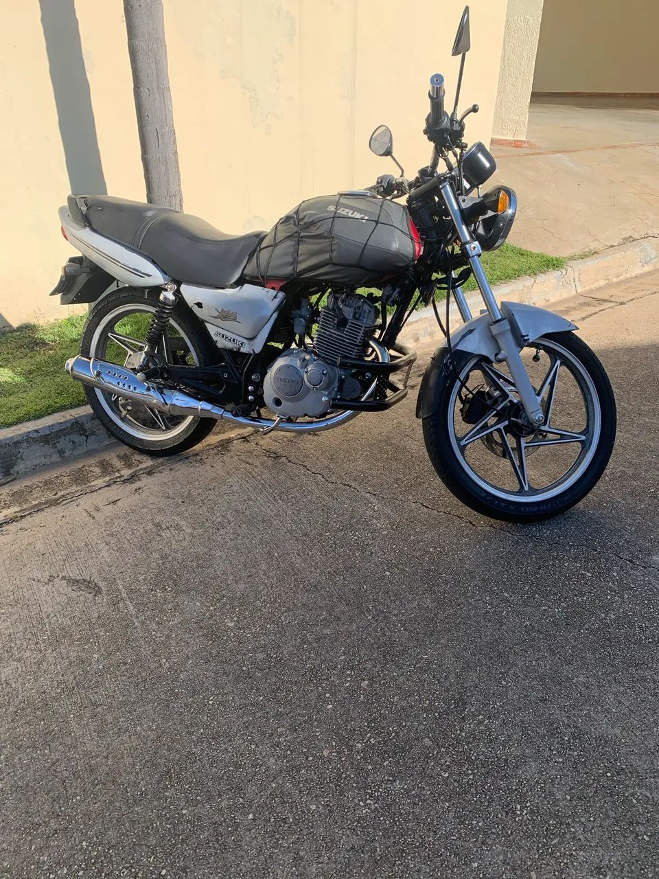 Suzuki - Foto 2