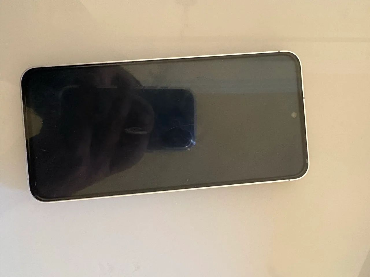 Samsung S24 FE impecável, pouquíssimo uso, sem marcas e com Nota Fiscal.
