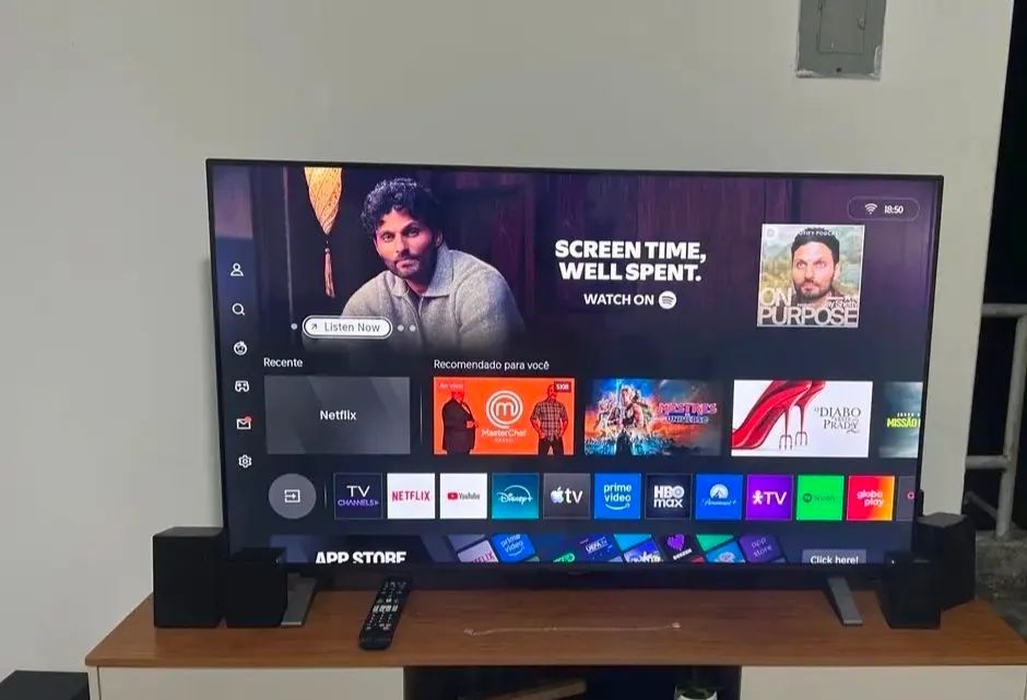 Vendo uma TV smart de 50 Toshiba com alexa e comando de voz  - Foto 3