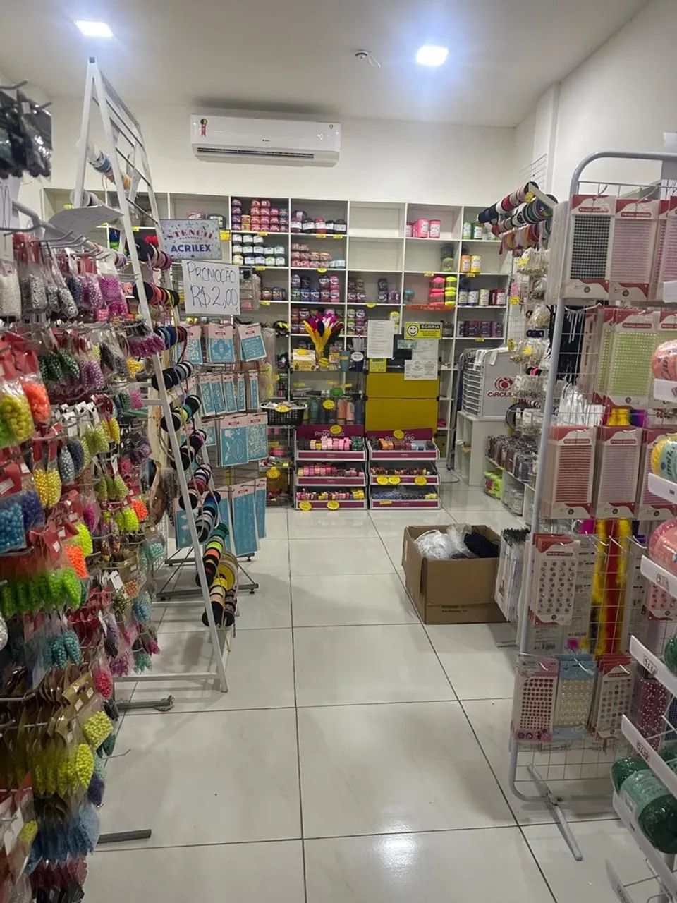 Vendo ou Transfiro Loja de Armarinho Completa. - Foto 2
